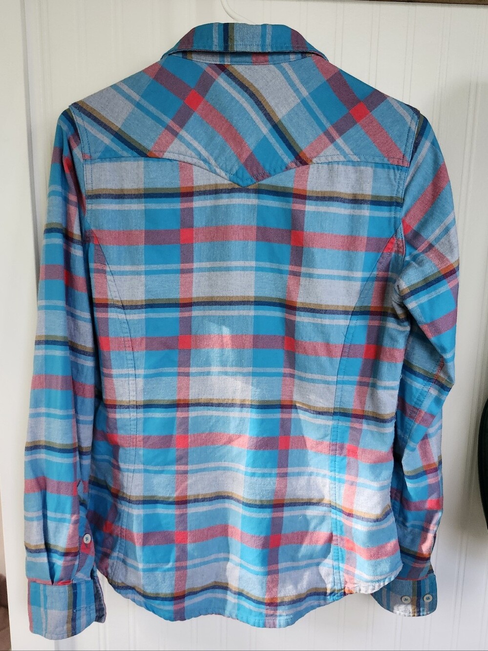 Stio Turquoise and Pink Flannel - Picture 5 of 6